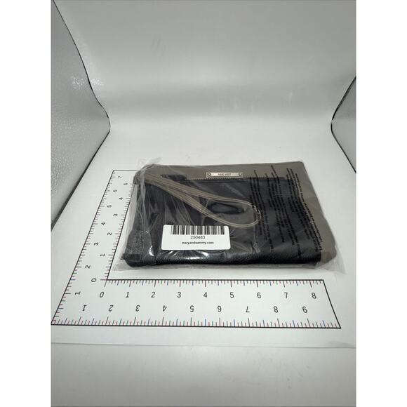 Nine West pocketbook - 8” x 6” Black / Gray - Picture 9 of 9